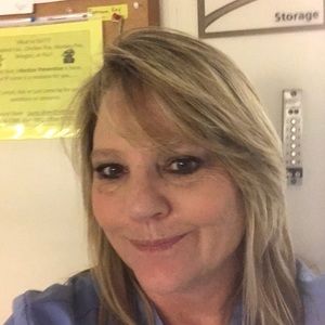 Meet your Posher, Suzanne